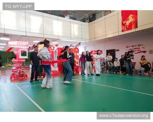 适合8人共同参与的真人版竞技游戏，激发团队合作精神的趣味挑战